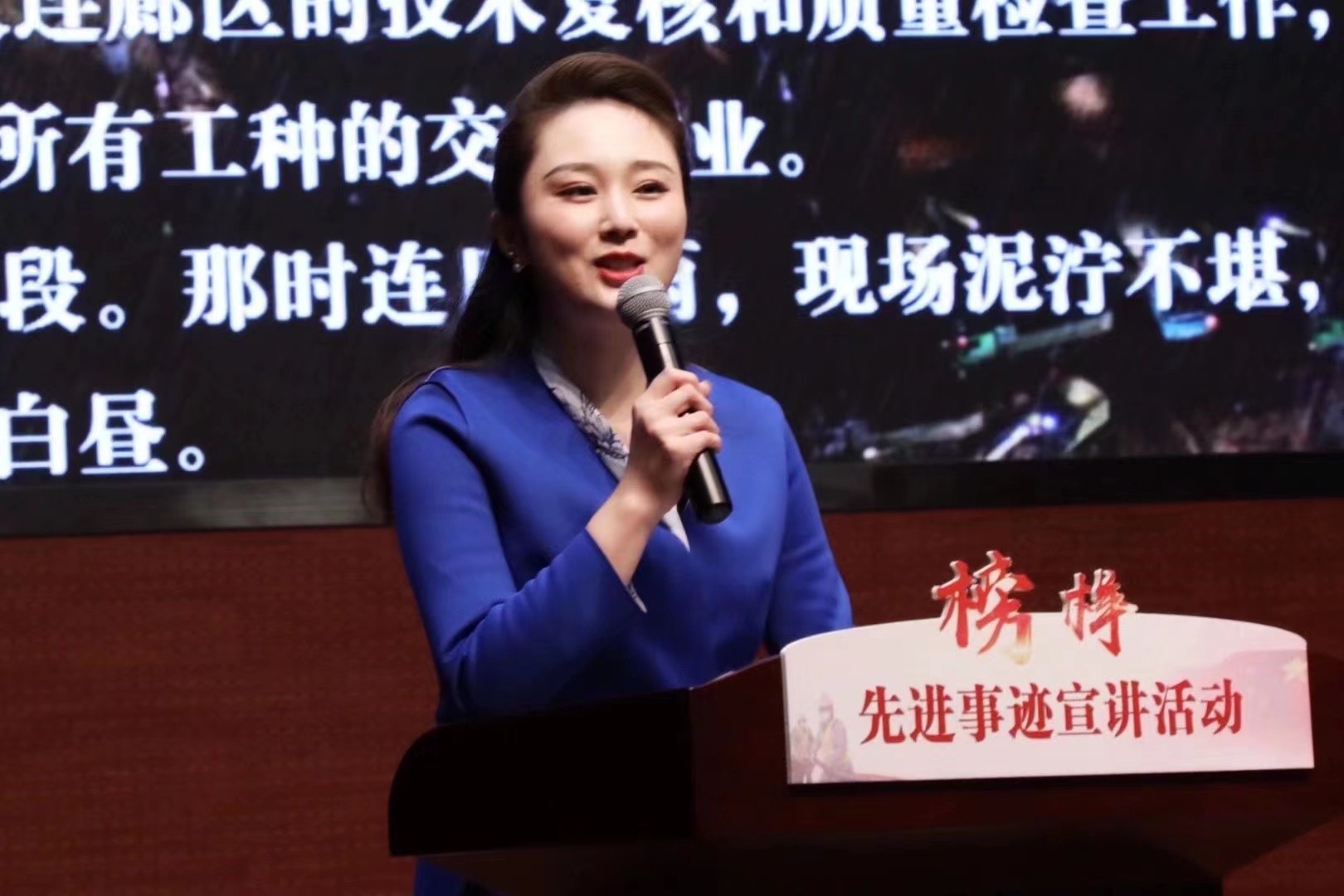 博思花艺婚庆教育,婚庆培训,花艺培训,插花培训,花艺师培训,主持人培训,商务主持人培训,花店运营培训,花店全系统营销,小白开花店,小白学主持,金玺棠婚庆酒店,金玺棠总部,郑州金麻雀教育科技有限公司 博思花艺婚庆教育,婚庆培训,花艺培训,插花培训,花艺师培训,主持人培训,商务主持人培训,花店运营培训,花店全系统营销,小白开花店,小白学主持,金玺棠婚庆酒店,金玺棠总部,郑州金麻雀教育科技有限公司