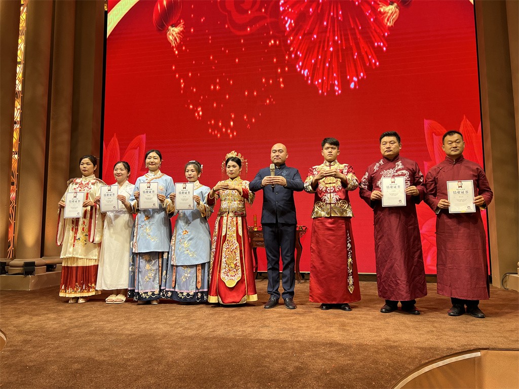 博思花艺婚庆教育,婚庆培训,花艺培训,插花培训,花艺师培训,主持人培训,商务主持人培训,花店运营培训,花店全系统营销,小白开花店,小白学主持,金玺棠婚庆酒店,金玺棠总部,郑州金麻雀教育科技有限公司 博思花艺婚庆教育,婚庆培训,花艺培训,插花培训,花艺师培训,主持人培训,商务主持人培训,花店运营培训,花店全系统营销,小白开花店,小白学主持,金玺棠婚庆酒店,金玺棠总部,郑州金麻雀教育科技有限公司