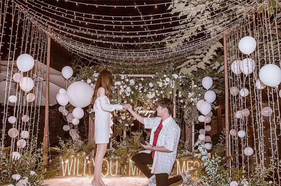 博思花艺婚庆教育,婚庆培训,花艺培训,插花培训,花艺师培训,主持人培训,商务主持人培训,花店运营培训,花店全系统营销,小白开花店,小白学主持,金玺棠婚庆酒店,金玺棠总部,郑州金麻雀教育科技有限公司 博思花艺婚庆教育,婚庆培训,花艺培训,插花培训,花艺师培训,主持人培训,商务主持人培训,花店运营培训,花店全系统营销,小白开花店,小白学主持,金玺棠婚庆酒店,金玺棠总部,郑州金麻雀教育科技有限公司