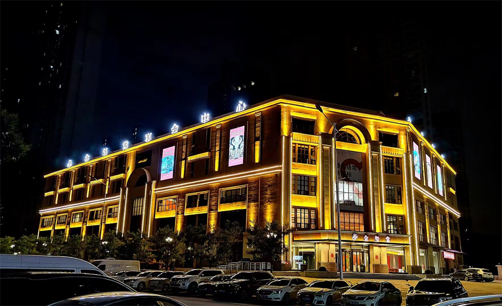 博思花艺婚庆教育，婚庆培训，花艺培训，插花培训，花艺师培训，主持人培训，商务主持人培训，花店运营培训，花店全系统营销，小白开花店，小白学主持，金玺棠婚庆酒店，金玺棠总部，郑州金麻雀教育科技有限公司