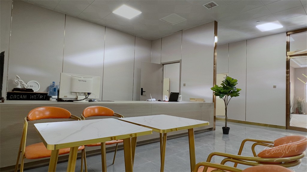 博思花艺婚庆教育，婚庆培训，花艺培训，插花培训，花艺师培训，主持人培训，商务主持人培训，花店运营培训，花店全系统营销，小白开花店，小白学主持，金玺棠婚庆酒店，金玺棠总部，郑州金麻雀教育科技有限公司