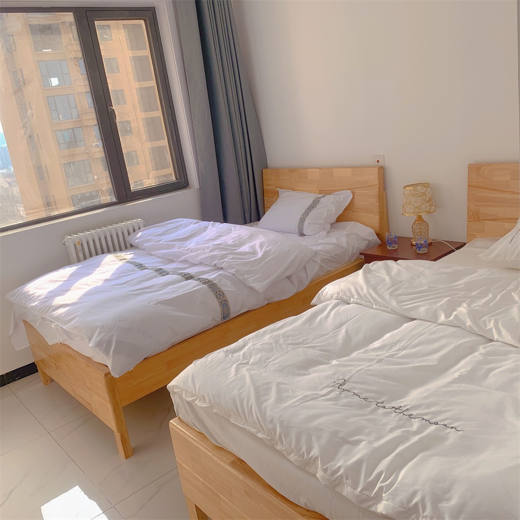 博思花艺婚庆教育，婚庆培训，花艺培训，插花培训，花艺师培训，主持人培训，商务主持人培训，花店运营培训，花店全系统营销，小白开花店，小白学主持，金玺棠婚庆酒店，金玺棠总部，郑州金麻雀教育科技有限公司