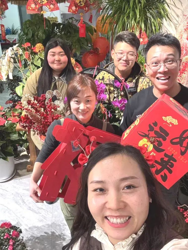 博思花艺婚庆教育，婚庆培训，花艺培训，插花培训，花艺师培训，主持人培训，商务主持人培训，花店运营培训，花店全系统营销，小白开花店，小白学主持，金玺棠婚庆酒店，金玺棠总部，郑州金麻雀教育科技有限公司