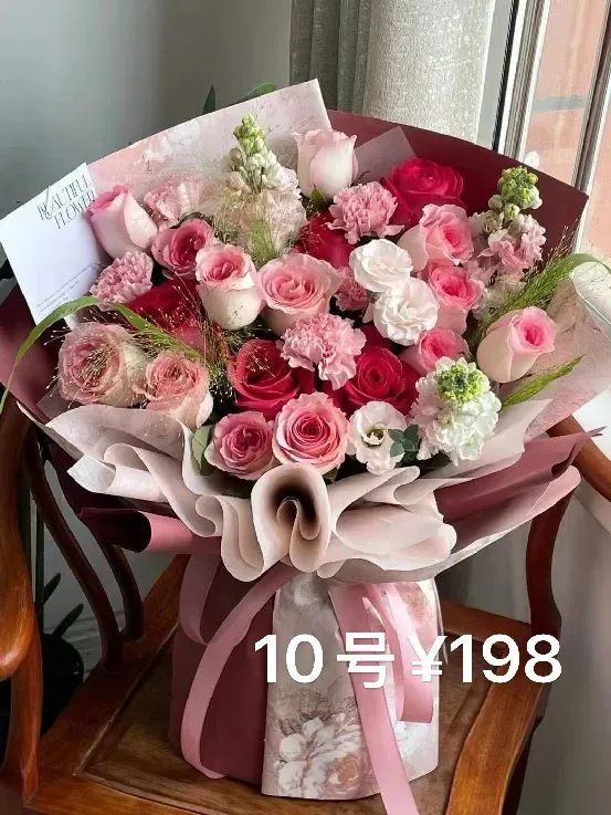 博思花艺婚庆教育，婚庆培训，花艺培训，插花培训，花艺师培训，主持人培训，商务主持人培训，花店运营培训，花店全系统营销，小白开花店，小白学主持，金玺棠婚庆酒店，金玺棠总部，郑州金麻雀教育科技有限公司