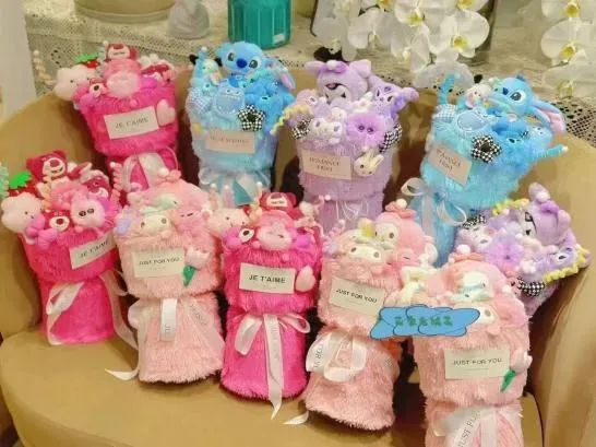 博思花艺婚庆教育，婚庆培训，花艺培训，插花培训，花艺师培训，主持人培训，商务主持人培训，花店运营培训，花店全系统营销，小白开花店，小白学主持，金玺棠婚庆酒店，金玺棠总部，郑州金麻雀教育科技有限公司