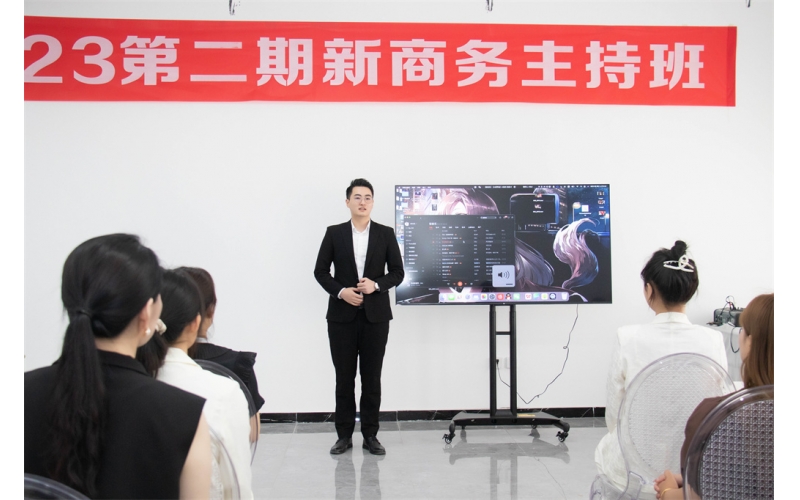 100个读到舌头抽筋也读不出来的绕口令（上）